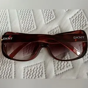 NWOT DKNY Sunglasses Dkny | Accessories | Nwot Dkny Sunglasses No Scratches  main image 2